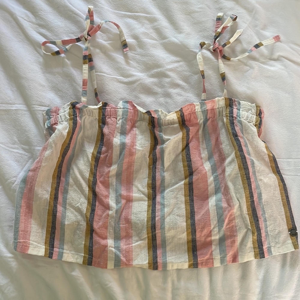 NWT!! Roxy Palm Life Top - Picture 3 of 5